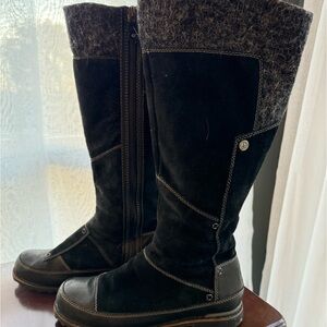 The North Face size 8  winter boots boots